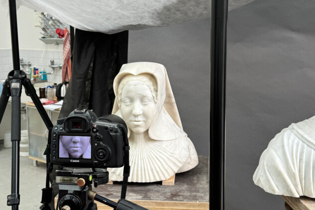 Fotografování bust | © Fototéka NPÚ Fotografování bust | © Fototéka NPÚ